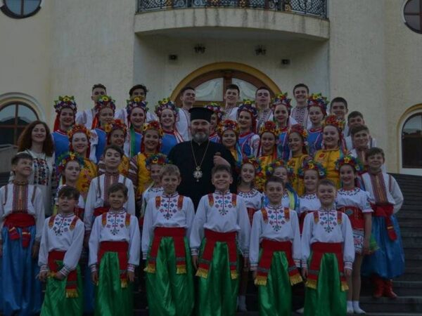 У Коломиї відбувся святковий концерт присвячений Дню матері