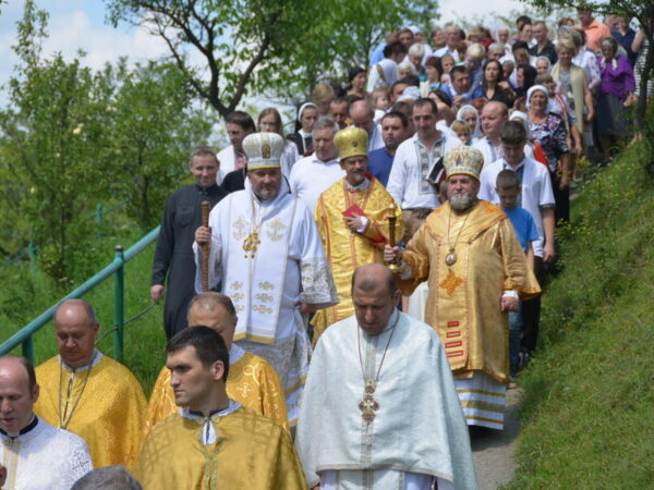 Святкове богослужіння в день 400-літнього ювілею с.Дори