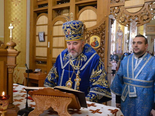 Архиєрейська Божественна Літургія на парафії м. Яремче