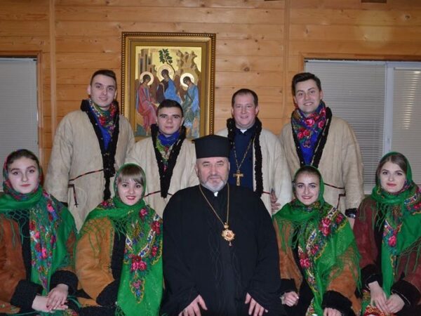 Духовенство, парафіяни та молодь єпархії привітали владику Василія з іменинами (оновлено)