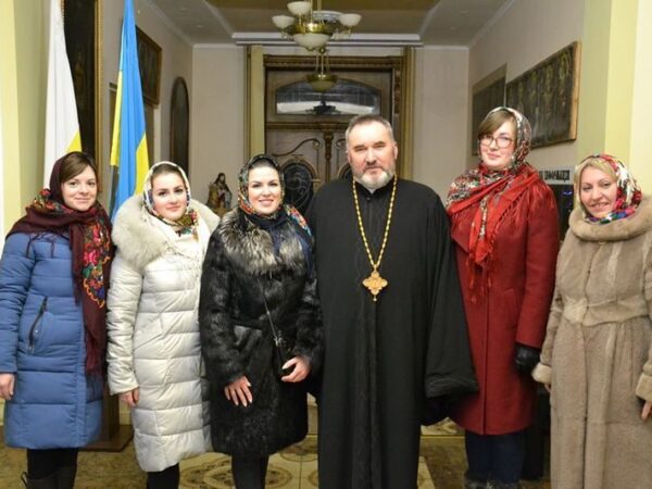 До єпархіального управління завітали колядники (оновлено)