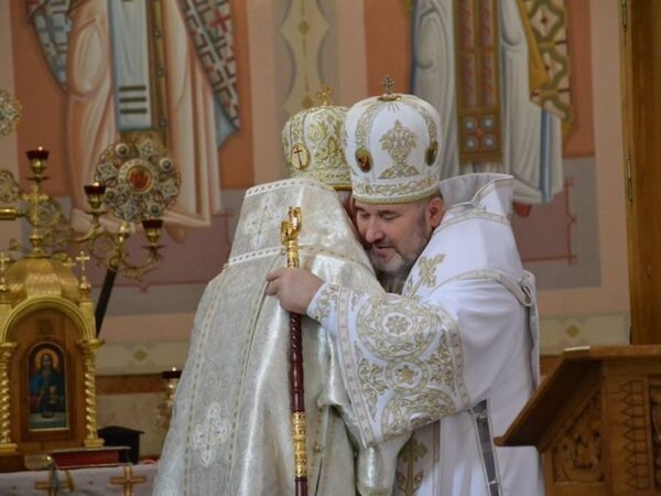 Митрополит Володимир привітав владику Василія з іменинами