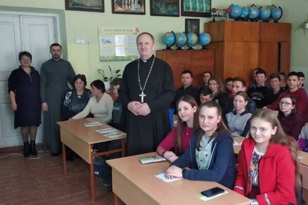 Книга Тверезості парафіян с. Нижнів поповнилась понад 60 іменами