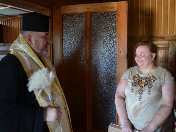 Владика Василь Івасюк освятив дитячий будинок сімейного типу