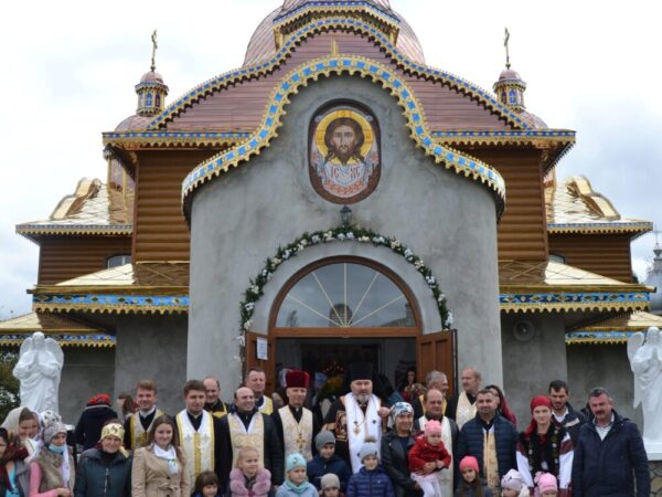 Освячення нового розпису в храмі с. Стецева
