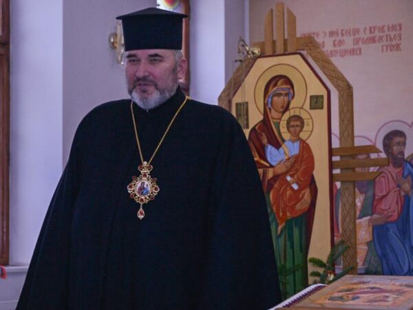 Вітаємо з Днем народження Преосвященного владику Василія