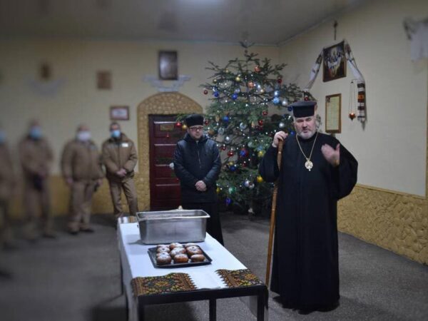 Напередодні свята Христового різдва владика Василій відвідав ув’язнених виправної колонії №41