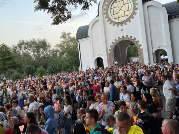 Розпочалась проща вірних Коломийської єпархії до Зарваниці