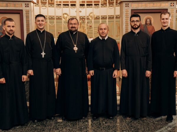 Владика Петро Голіней зустрівся зі студентами Коломийської Єпархії у Римі