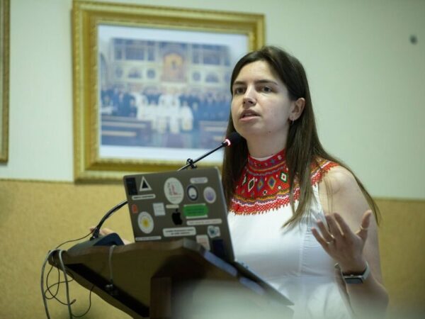 Психологічна напруга, ізоляція, гнів і потреба у сенсі: на Синоді обговорили ментальний стан українських родин у час війни