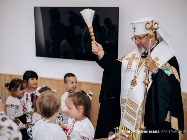 У резиденції Станиславівських єпископів Глава УГКЦ освятив Католицький садок святого Василія Великого