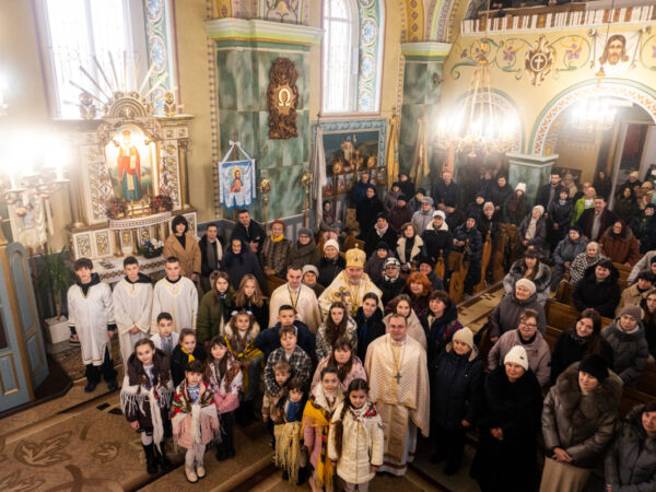 Архиєрейська Божественна Літургія у храмі Пресвятої Трійці с. Кути