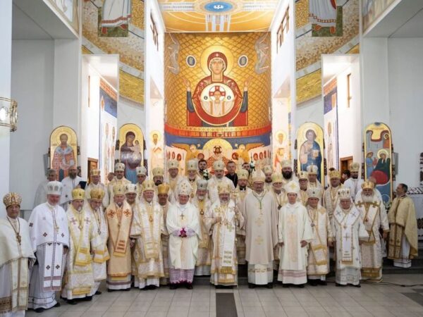 Владика Петро Голіней взяв участь в урочистостях з нагоди 25-річчя візиту святого Папи Івана Павла ІІ до Львова