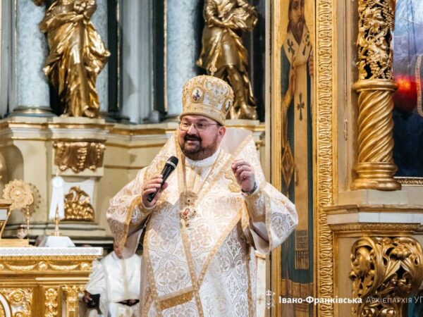 Преосвященний владика Петро Голіней взяв участь у подячній Архієрейській Літургії з нагоди іменин Митрополита Володимира Преосвященний владика Петро Голіней взяв участь у подячній Архієрейській Літургії з нагоди іменин Митрополита Володимира
