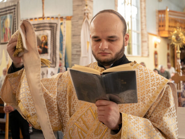 Владика Василь Івасюк очолив архиєрейську Літургію на парафії свв. Володимира і Ольги Владика Василь Івасюк очолив архиєрейську Літургію на парафії свв. Володимира і Ольги