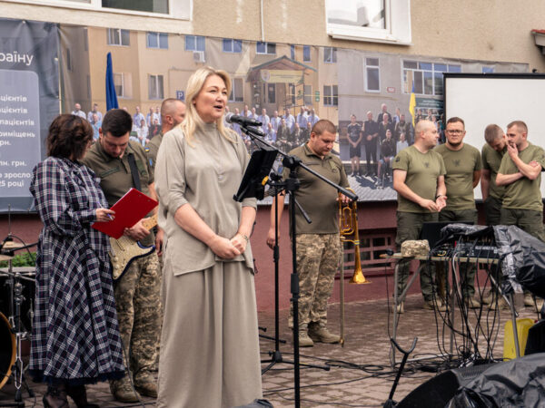Преосвященний владика Василь Івасюк взяв участь у відзначенні 10-річчя Івано-Франківського обласного госпіталю ветеранів війни Преосвященний владика Василь Івасюк взяв участь у відзначенні 10-річчя Івано-Франківського обласного госпіталю ветеранів війни