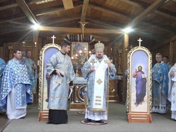 Проща медичних працівників до Богородичної святині села Товмачик Проща медичних працівників до Богородичної святині села Товмачик