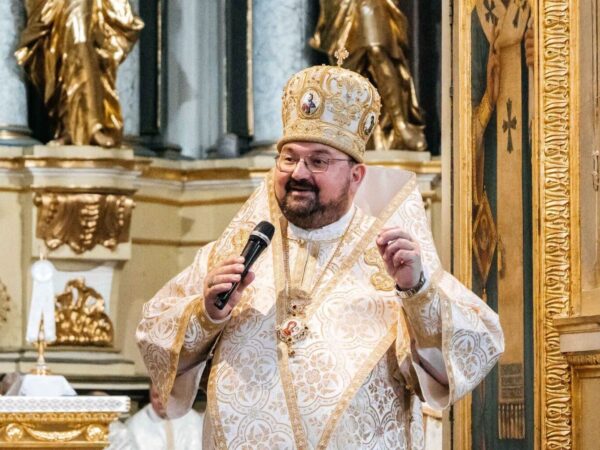 Коломийська єпархія вітає владику Петра Голінея з 3-ю річницею архієрейської хіротонії