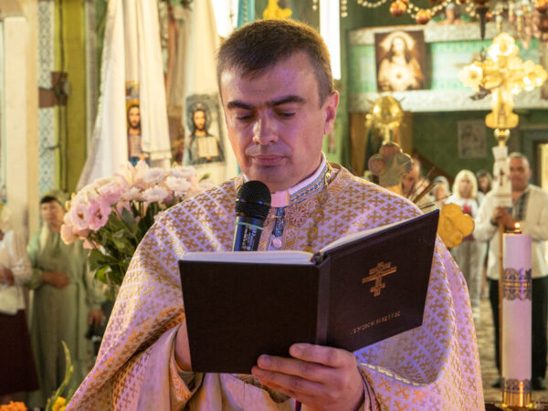 Владика Василь Івасюк здійснив пастирський візит до парафії Святого Миколая у Лісній Слобідці Владика Василь Івасюк здійснив пастирський візит до парафії Святого Миколая у Лісній Слобідці
