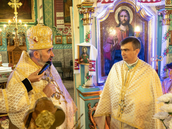 Владика Василь Івасюк здійснив пастирський візит до парафії Святого Миколая у Лісній Слобідці Владика Василь Івасюк здійснив пастирський візит до парафії Святого Миколая у Лісній Слобідці