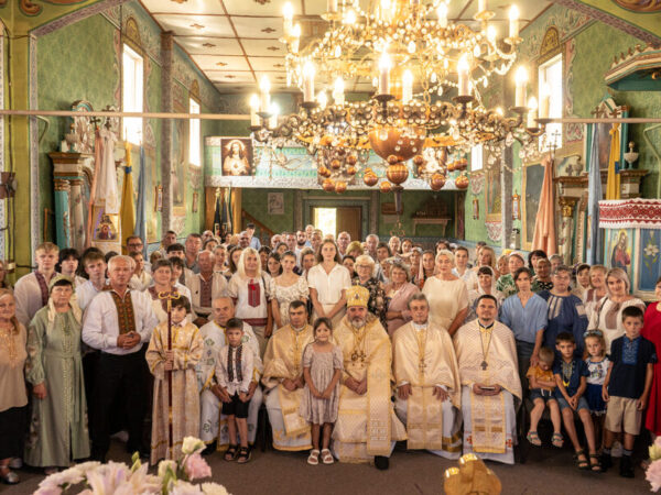 Владика Василь Івасюк здійснив пастирський візит до парафії Святого Миколая у Лісній Слобідці Владика Василь Івасюк здійснив пастирський візит до парафії Святого Миколая у Лісній Слобідці