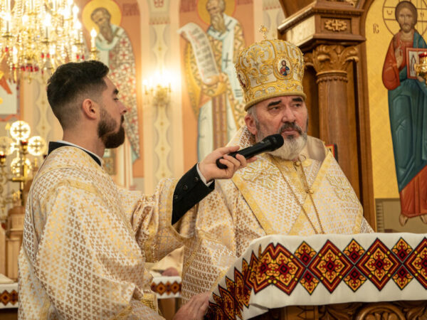 «Стараймося робити якнайбільше добра»: владика Василь Івасюк звернувся до вірних у Коломийському катедральному соборі «Стараймося робити якнайбільше добра»: владика Василь Івасюк звернувся до вірних у Коломийському катедральному соборі