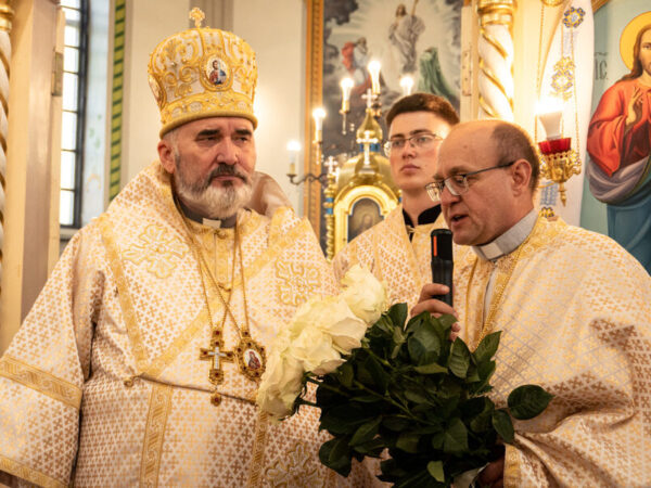 Владика Василій Івасюк відвідав парафію Трьох Святителів у Прибилові Владика Василій Івасюк відвідав парафію Трьох Святителів у Прибилові