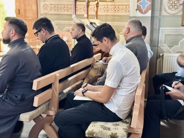 У Воскресінцях відбулися збори Душпастирського відділу Коломийської єпархії УГКЦ У Воскресінцях відбулися збори Душпастирського відділу Коломийської єпархії УГКЦ