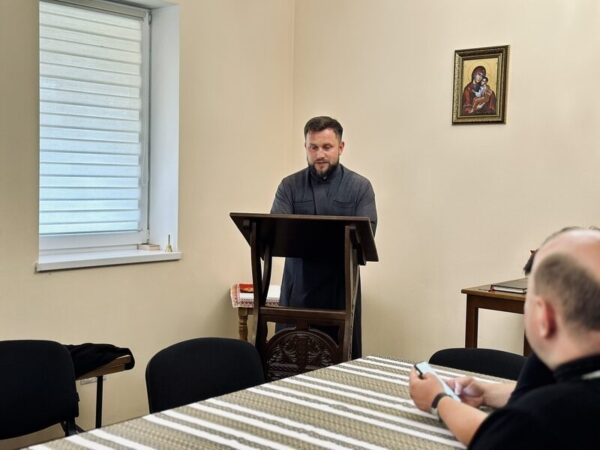 У Воскресінцях відбулися збори Душпастирського відділу Коломийської єпархії УГКЦ У Воскресінцях відбулися збори Душпастирського відділу Коломийської єпархії УГКЦ