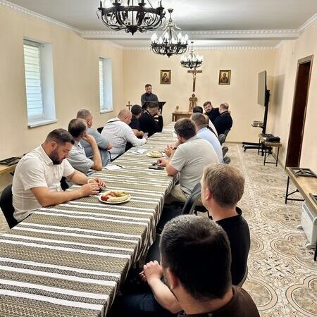 У Воскресінцях відбулися збори Душпастирського відділу Коломийської єпархії УГКЦ У Воскресінцях відбулися збори Душпастирського відділу Коломийської єпархії УГКЦ