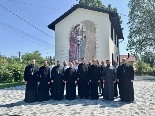 У Воскресінцях відбулися збори Душпастирського відділу Коломийської єпархії УГКЦ У Воскресінцях відбулися збори Душпастирського відділу Коломийської єпархії УГКЦ