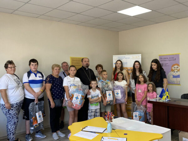 БФ «Карітас Коломия» та парафіяльні Карітаси Коломийської єпархії УГКЦ допомогли 577 дітям підготуватися до нового навчального року БФ «Карітас Коломия» та парафіяльні Карітаси Коломийської єпархії УГКЦ допомогли 577 дітям підготуватися до нового навчального року