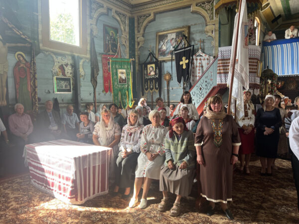 Владика Петро Голіней відвідав парафію Різдва Пресвятої Богородиці у с. Городниця Владика Петро Голіней відвідав парафію Різдва Пресвятої Богородиці у с. Городниця