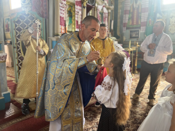 Владика Петро Голіней відвідав парафію Різдва Пресвятої Богородиці у с. Городниця Владика Петро Голіней відвідав парафію Різдва Пресвятої Богородиці у с. Городниця