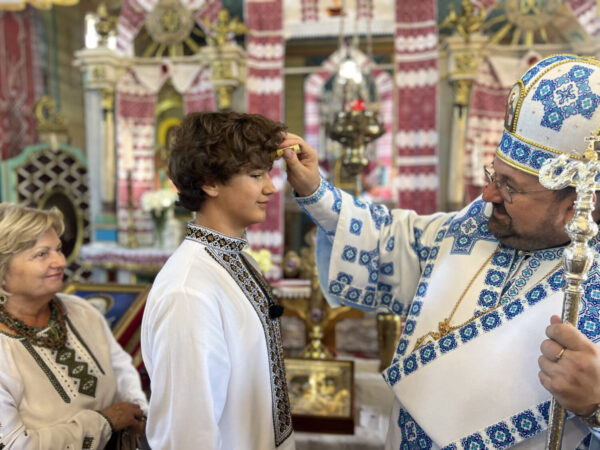 Владика Петро Голіней відвідав парафію Різдва Пресвятої Богородиці у с. Городниця Владика Петро Голіней відвідав парафію Різдва Пресвятої Богородиці у с. Городниця