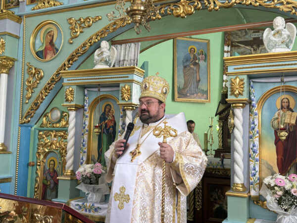 Владика Петро Голіней очолив святкову Літургію у Стрільчому з нагоди храмового празника Владика Петро Голіней очолив святкову Літургію у Стрільчому з нагоди храмового празника