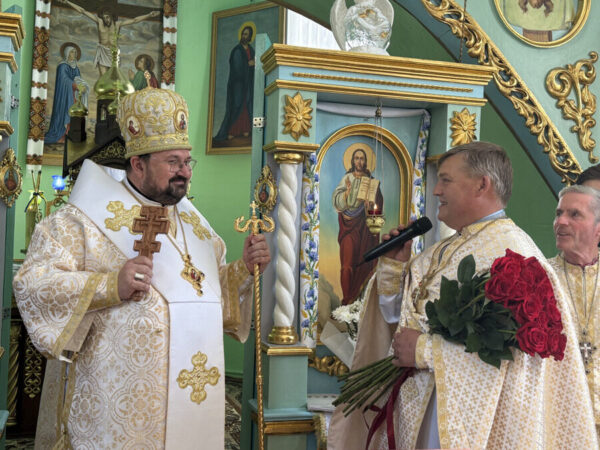 Владика Петро Голіней очолив святкову Літургію у Стрільчому з нагоди храмового празника Владика Петро Голіней очолив святкову Літургію у Стрільчому з нагоди храмового празника